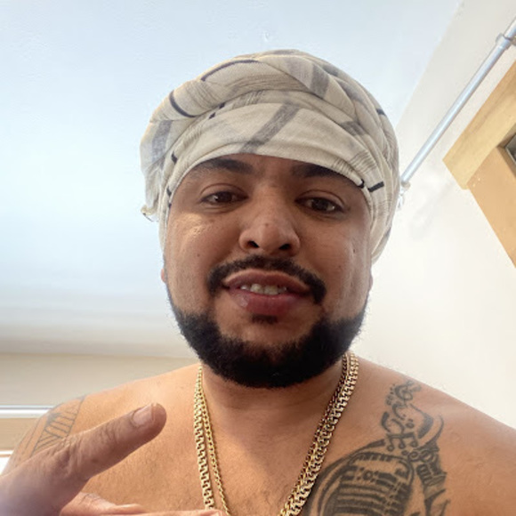 Meet your Posher, Clint - Picture 1 of 1